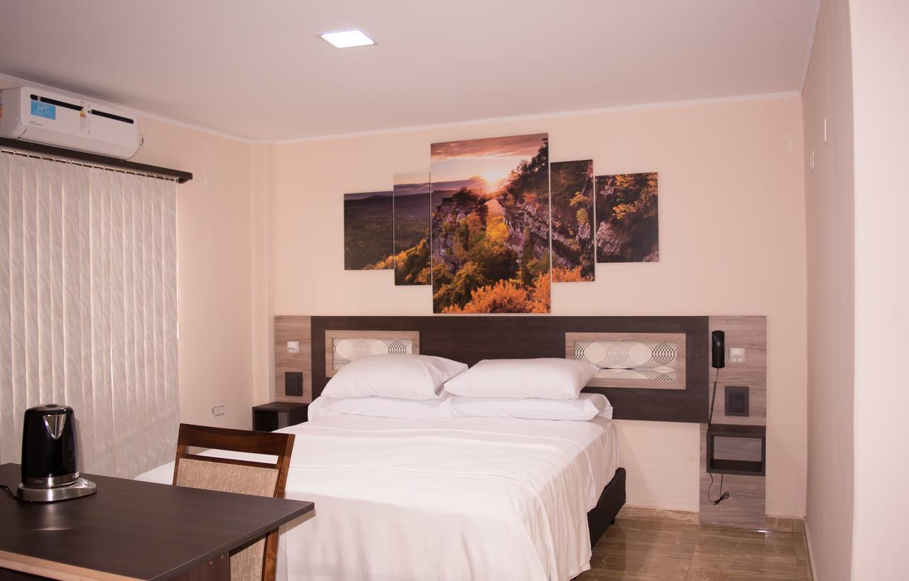 Austral Hotel Dos de Mayo Eksteriør billede